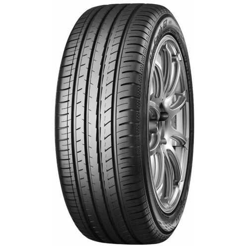 Шина 215/45R17 Yokohama BluEarth-GT AE51 91W фото