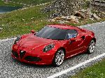 2 Автомобиль Alfa Romeo 4C сүрөт