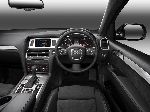 10 سيارة Audi Q7 صورة فوتوغرافية