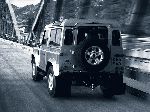 5 l'auto Land Rover Defender 110 SUV 5-wd (1 génération [remodelage] 2007 2016) photo