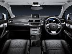 13 Oto Lexus CT F-sport hatchback 5-kapılı. (1 nesil 2010 2013) fotoğraf