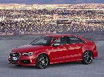2 سيارة Audi S3 سيدان صورة فوتوغرافية