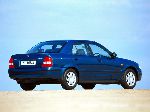 3 Automobilis Mazda 323 Sedanas (BG 1989 1995) nuotrauka