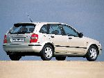 3 Bil Mazda 323 Hatchback 5-dörrars (BA 1994 1998) foto