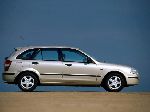 4 Car Mazda 323 Hatchback 3-deur (BA 1994 1998) foto