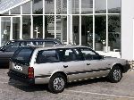 8 Auto Mazda 626 Kombi (3 generácia 1987 1992) fotografie