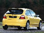 9 Авто MG ZR Хетчбэк (1 пакаленне 2001 2005) фотаздымак