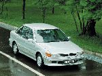 8 Automóvel Mitsubishi Mirage liftback foto