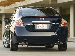 10 Αμάξι Nissan Altima σεντάν (L32 [Ανακαίνιση] 2009 2012) φωτογραφία