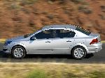 7 車 Opel Astra セダン 4-扉 (G 1998 2009) 写真