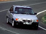 19 Automobilis Opel Astra Sedanas 4-durys (G 1998 2009) nuotrauka