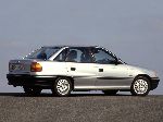 21 車 Opel Astra セダン 4-扉 (G 1998 2009) 写真