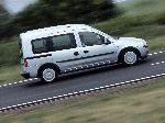9 Auto Opel Combo Tour miniforgon (D 2011 2017) foto