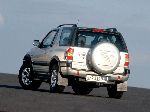 3 سيارة Opel Frontera خارج المسار 5 باب (B 1998 2004) صورة فوتوغرافية