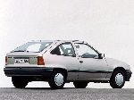 7 Bíll Opel Kadett Hlaðbakur 5-hurð (E 1983 1991) mynd
