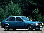 10 車 Opel Kadett ハッチバック 5-扉 (E 1983 1991) 写真
