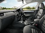 9 Automobilis Skoda Octavia Liftback 5-durys (2 generacija [atnaujinimas] 2008 2013) nuotrauka