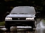 29 Кола Subaru Legacy Седан (1 поколение 1989 1994) снимка