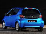 11 Auto Toyota Aygo Hatchback (1 generazione [restyling] 2008 2012) foto