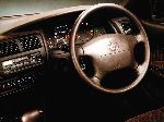 25 Awtoulag Toyota Corolla JDM sedan 4-gapy (E110 [gaýtadan işlemek] 1997 2002) surat