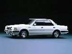 35 Auto Toyota Crown sedan (S130 1987 1991) fotografie