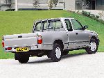 13 Carr Toyota Hilux Pioc suas 4-doras (5 giniúint [athstíleáil] 1991 1997) grianghraf