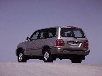 17 Auto Toyota Land Cruiser Bezceļu (J100 1998 2002) foto