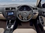 6 Automobilis Volkswagen Jetta Sedanas (3 generacija 1992 1998) nuotrauka
