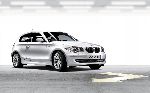 6 Auto BMW 1 serie schrägheck Foto