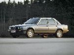 21 Auto BMW 3 serie sedan Foto