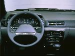 4 Auto Nissan Prairie Monovolumen (M11 1988 1998) foto