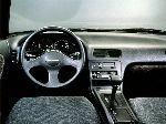 12 Bil Nissan Silvia Coupé (S13 1988 1994) foto