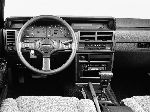 23 اتومبیل Nissan Skyline سدان 4 در، درب (R30 1982 1985) عکس