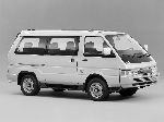 3 Bil Nissan Vanette minivan foto