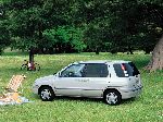 6 l'auto Toyota Raum Minivan (1 génération 1997 2003) photo