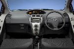 25 Автокөлік Toyota Yaris Хэтчбек 5-есік (U 2011 2014) фото