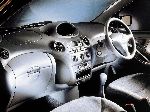 29 Мошин Toyota Yaris Хетчбек 3-дар (P1 1999 2003) сурат