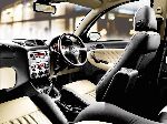 4 Bil Alfa Romeo 147 Hatchback 3-dörrars (1 generation 2000 2004) foto