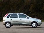 3 汽车 Chevrolet Corsa 掀背式 5-门 (2 一代人 2002 2012) 照片