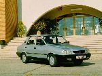 Bil Dacia 1310 Sedan (1 generation [restyling] 1983 1993) foto