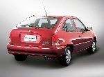 5 Auto Daewoo Nexia Hatchback 5-ovinen (1 sukupolvi 1994 2008) kuva