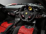 13 Carr Ferrari 458 Italia coupe 2-doras (1 giniúint 2009 2015) grianghraf
