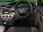 99 Авто Ford Focus Хетчбэк 5-дзверы (3 пакаленне 2011 2017) фотаздымак