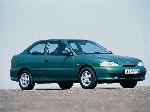 30 Bil Hyundai Accent Hatchback 5-dörrars (X3 1994 1997) foto
