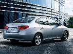 12 Ավտոմեքենա Hyundai Elantra սեդան (XD 2000 2003) լուսանկար