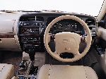 8 Auto Isuzu Trooper SUV 5-langwellen (2 generation 1997 2003) Foto
